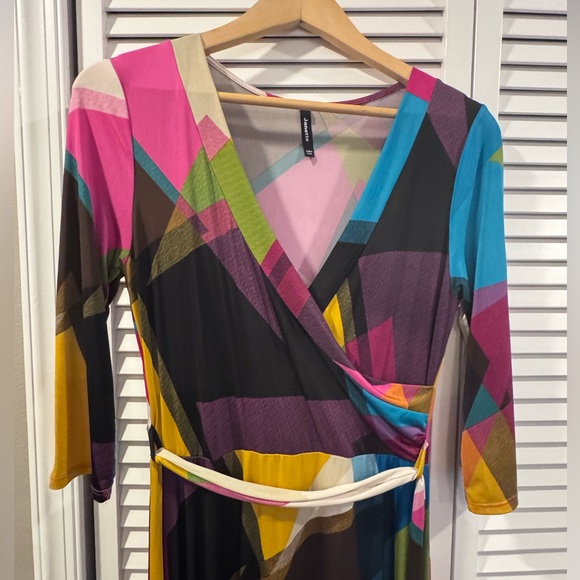 Colorful Geometric Wrap Dress - Picture 3 of 4